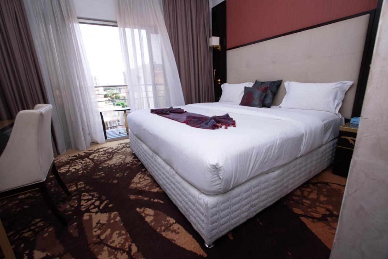 Hotel Fleur De Lys Plateau Dakar Exterior photo