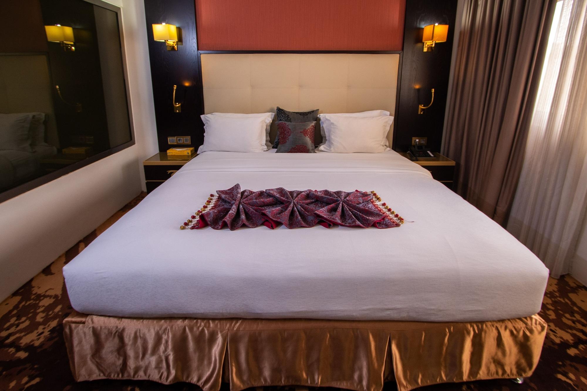Hotel Fleur De Lys Plateau Dakar Exterior photo