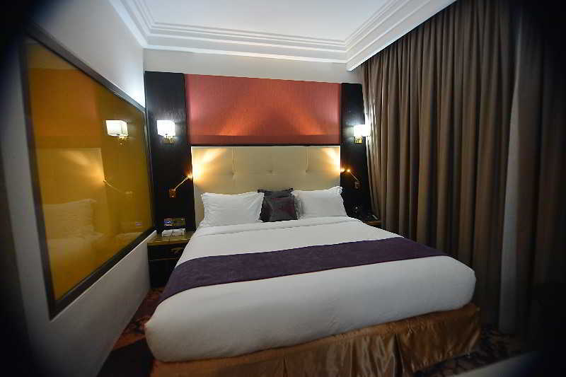 Hotel Fleur De Lys Plateau Dakar Exterior photo
